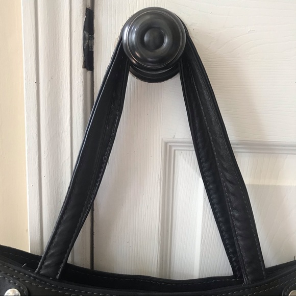 🆕🔥THIRTY ONE SUPER CUTE PURSE/BLACK&WHITE&SILVER W/LOGO IN PINK ON THE FRONT! - Picture 13 of 17